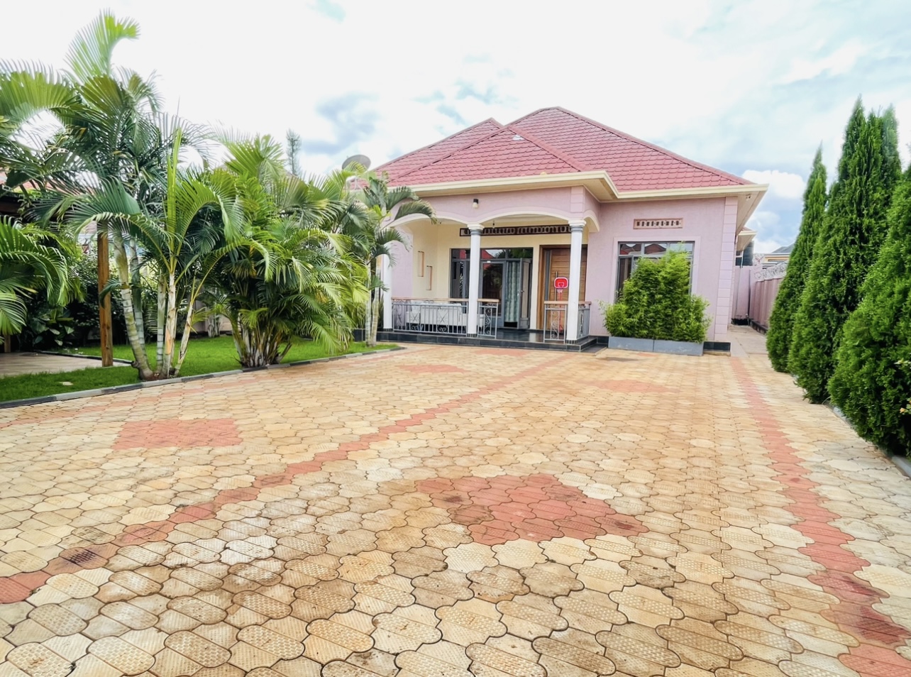 Kigali Nice house for sale in Kagarama House in Rwanda