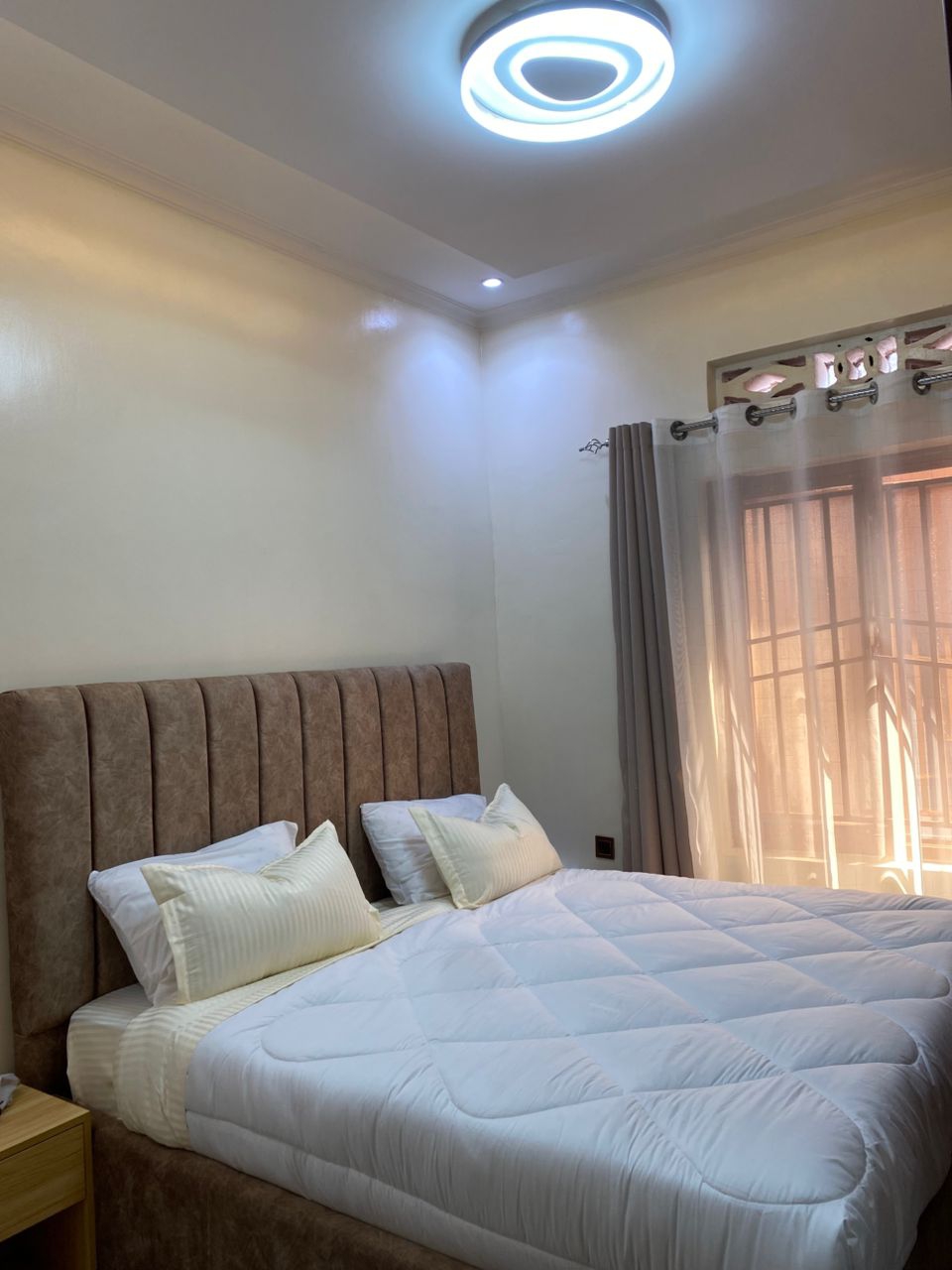 Kigali fully furnished 1-bedroom apartment available for rent near Azam ...