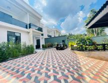 Kigali great hotel unfurnished house for rent in Kiyovu - Image 2