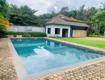 Kigali Nyarutarama very nice furnished house villa  for sale with swimming pool - Image 4
