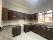 Kigali House for sale in Kanombe - Image 4