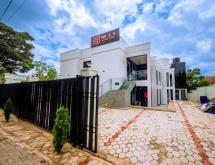 Kigali Fully Furnished Apartment Hotel – Prime Investment Opportunity in Gacuriro - Image 4