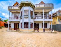 Kigali Prime Office / Administrative Property for Rent in Kacyiru - Image 1