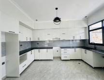 Kibagabaga unfinished house for rent in Kigali - Image 5