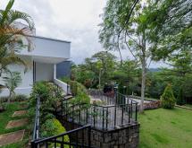 Kigali Spacious pool house available for rent in Kacyiru near American Embassy  - Image 3