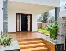 Kigali house for sale in Kiyovu - Image 2