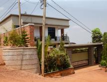 Kigali house for sale in Rebero - Image 4