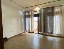 Kigali unfurnished house for rent in Karembure - Image 3