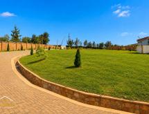 Kigali Stunning family house available for rent in Rebero  - Image 5