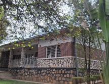 Kigali Unfurnished Bungalow available for rent in Kimihurura.  - Image 1