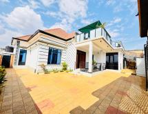 Kigali Modern Family House for Sale in Kanombe / Busanza - Image 3