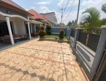Kigali unfurnished house for rent in Kagarama Muyange   - Image 3