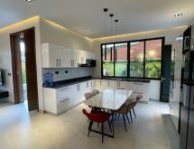 Kigali Fully furnished house for rent in Rebero  - Image 5