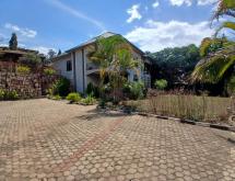 Unfurnished 4-Bedroom House for Rent in Kacyiru with Golf Course View, in Kigali - Image 1