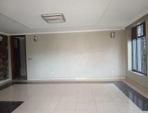 Unfurnished 4-Bedroom House for Rent in Kacyiru with Golf Course View, in Kigali - Image 3