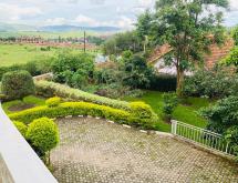 Kigali office house with big garden for rent in Kagugu - Image 5