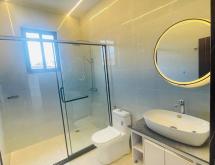 Kigali house with a large plot available for sale in Kimironko - Image 4