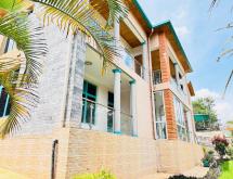 Kigali spacious house is available for rent in Nyarutarama, - Image 3