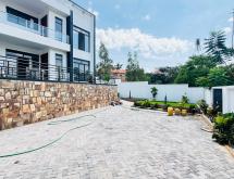 Kigali spacious residential house for sale in Kagarama, Kicukiro - Image 3