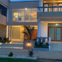  A brand new modern luxury stand alone villa for rent