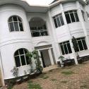 Fully furnished family villa for rent in Nyarutarama