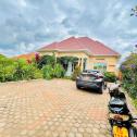 Kagarama specious house for sale in Kigali