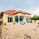 Kigali unfurnished house for rent in Kagarama